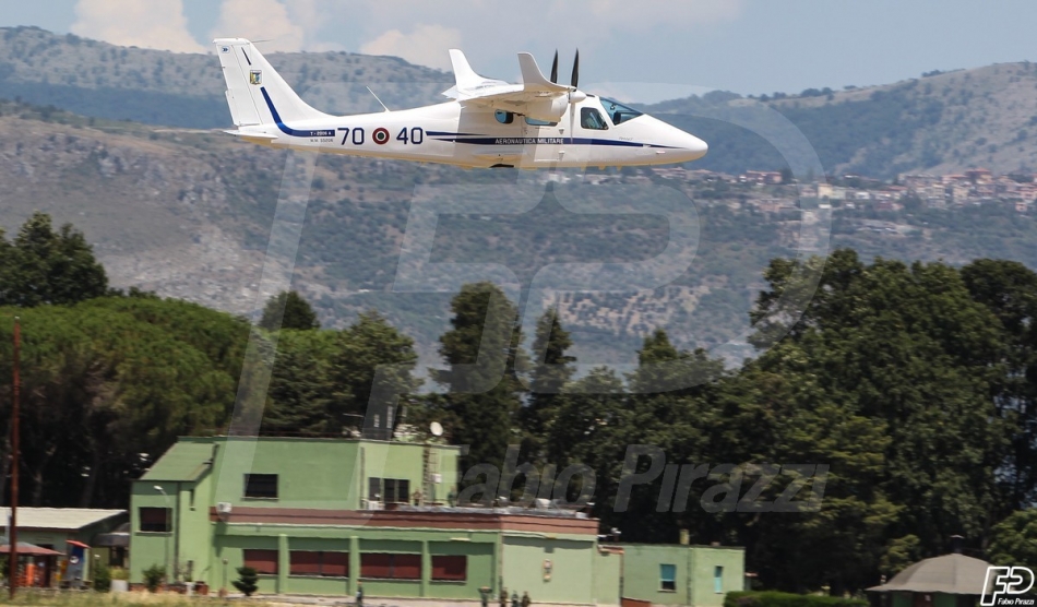 AEROPORTO COMANI,70° STORMO, SCUOLA ADDESTRAMENTO PILOTI AEREO 201° GRUPPO VOLO,LATINA SCALO,AEREI MILITARI , T-2006 A, AERONAUTICA .